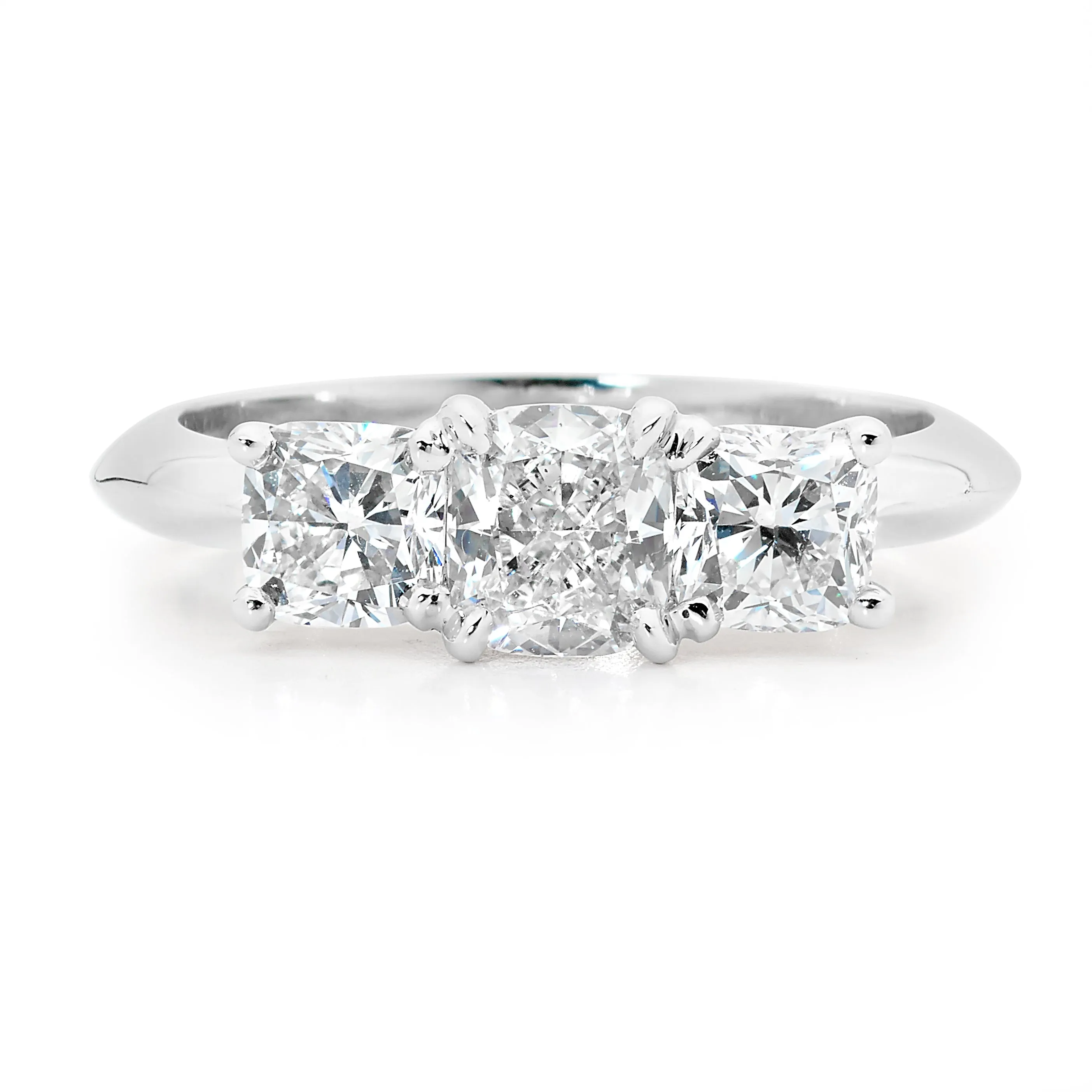 Cushion cut diamond ring