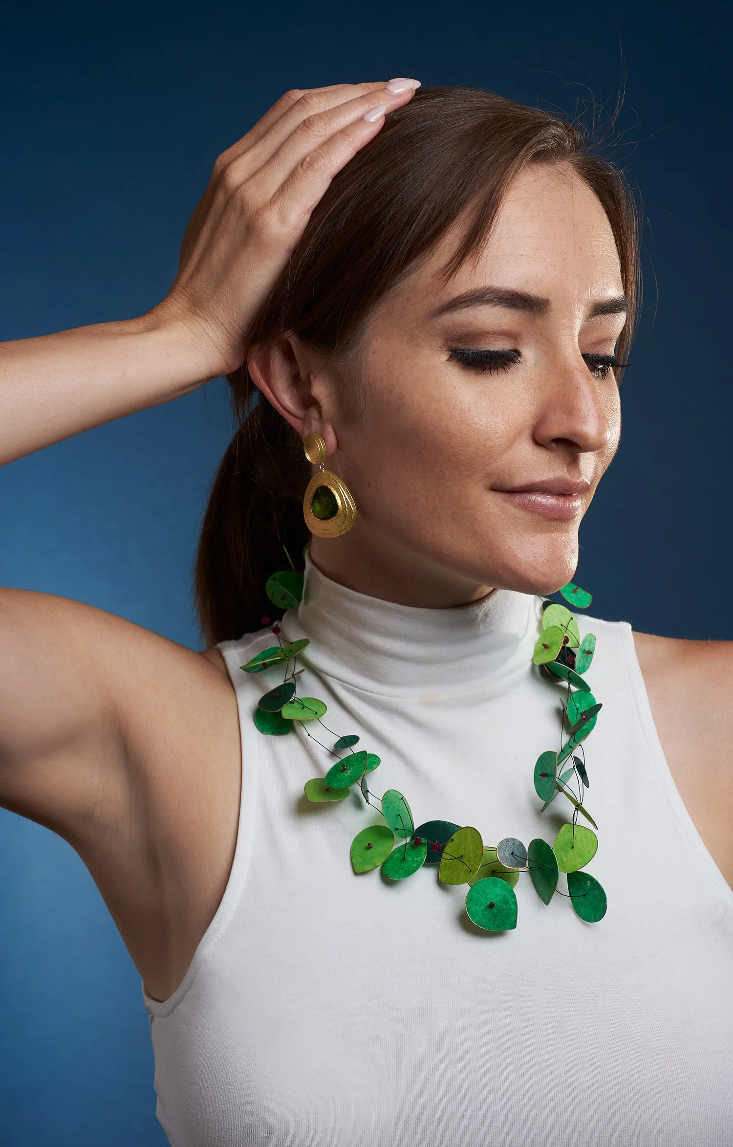 Green & Carnelian Short Parchment Necklace