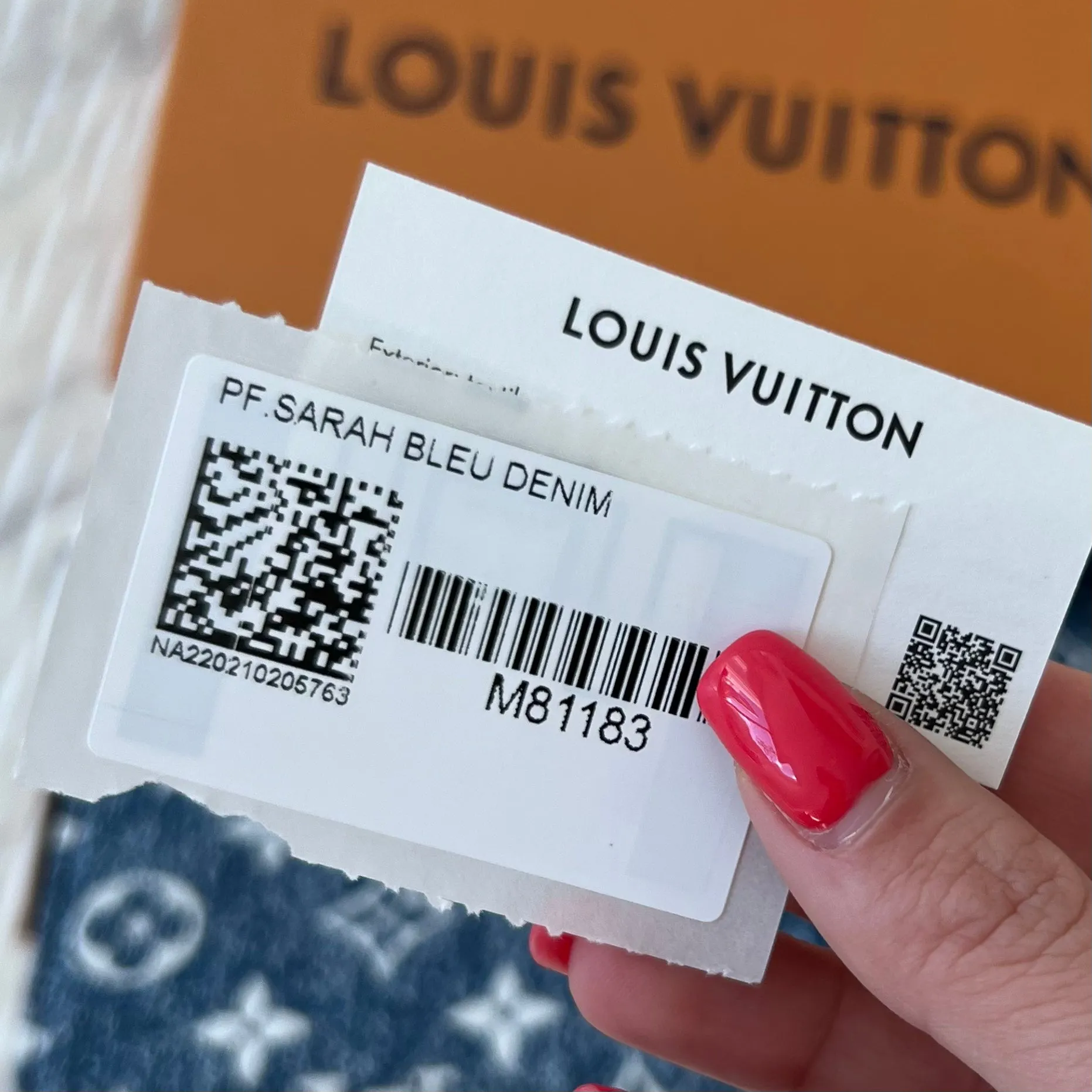 Louis Vuitton Sarah Wallet