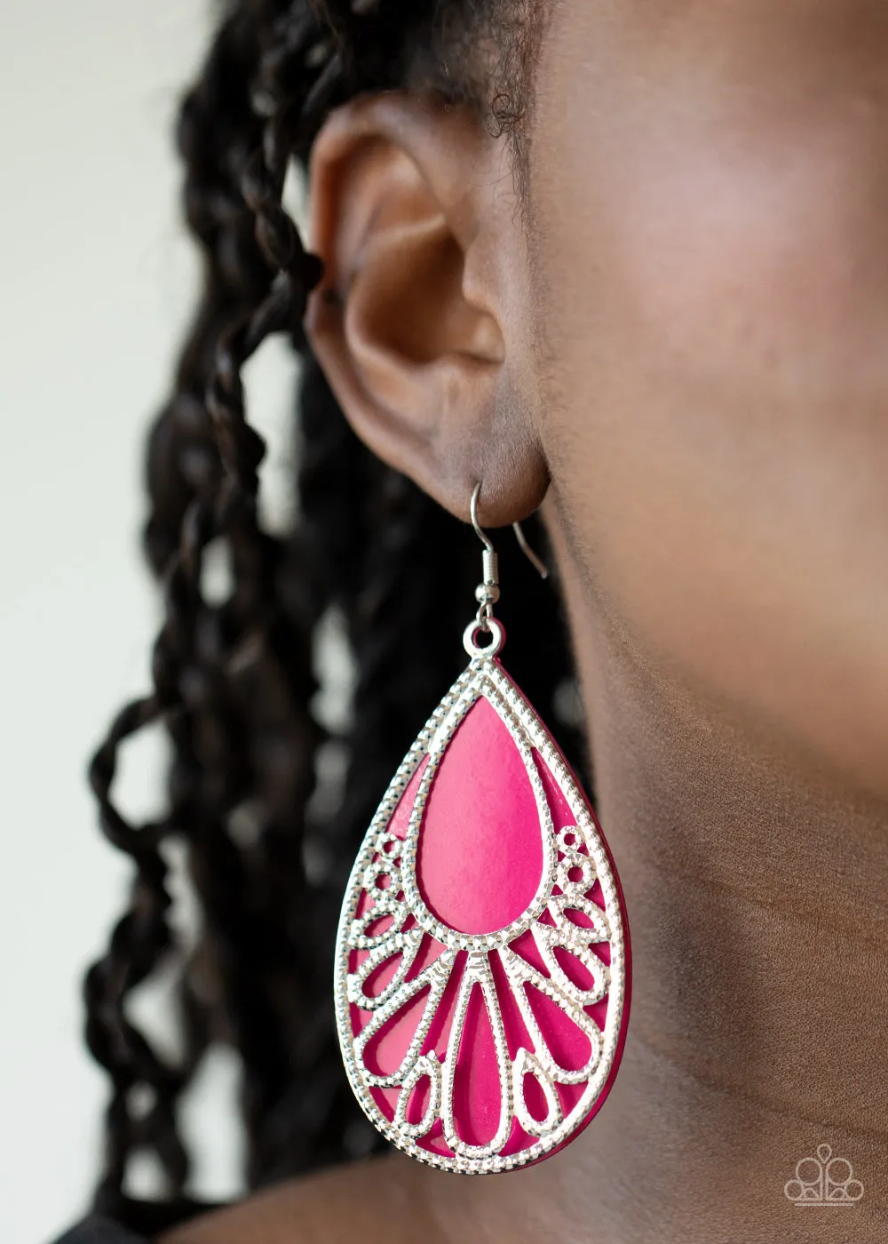 Paparazzi Accessories - Loud and Proud #E271 Bin - Pink Earrings